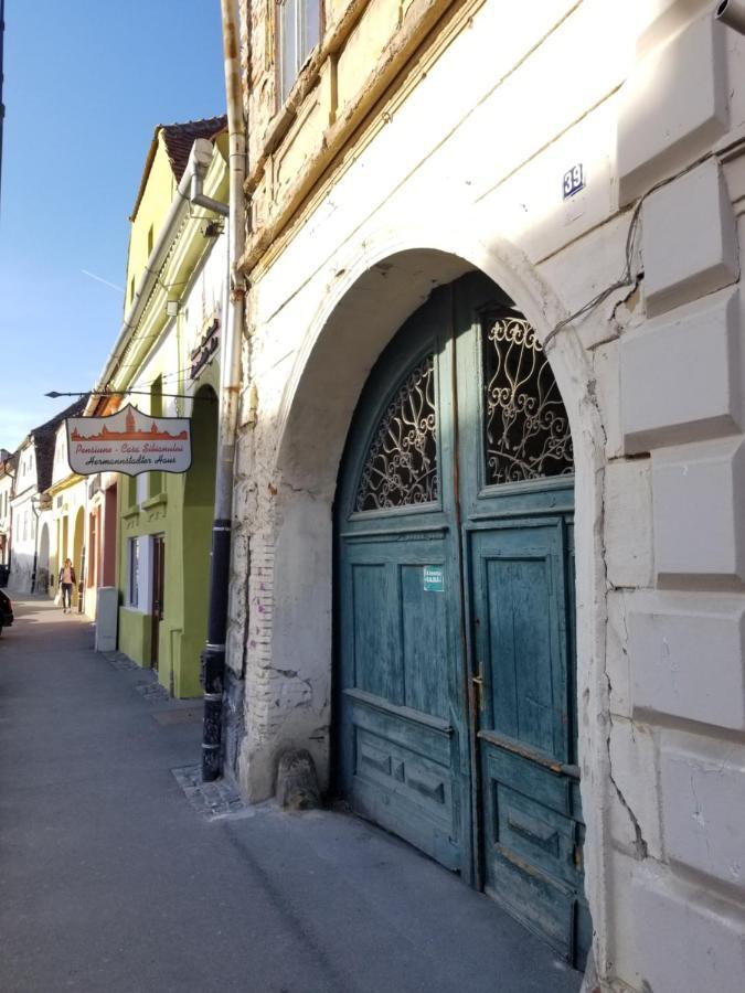Apartmán Studio Grigio Sibiu Exteriér fotografie